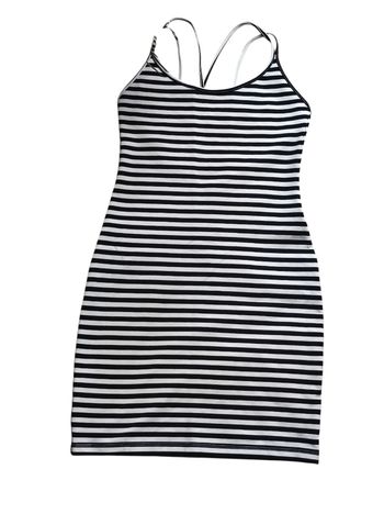 Robe courte à rayures taille S