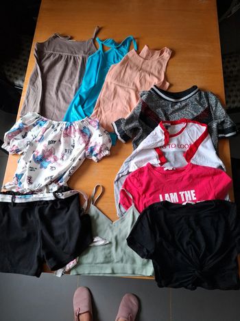 Lot t shirts 10/12ans/ xs