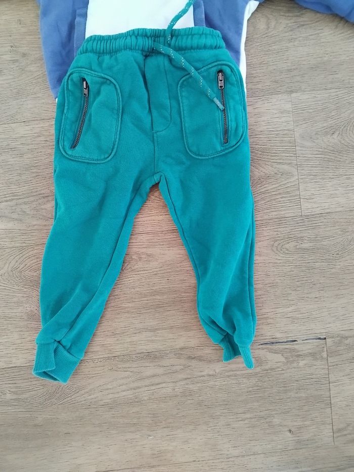 Ensemble jogging  bébé - photo numéro 3