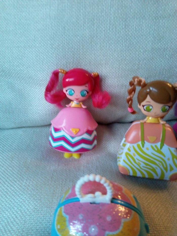 Lot de 4 petites poupées transformables en sac à main - photo numéro 2