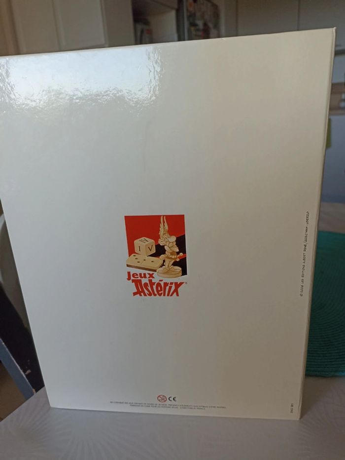 Boite jeux de cartes Astérix neuf - photo numéro 5
