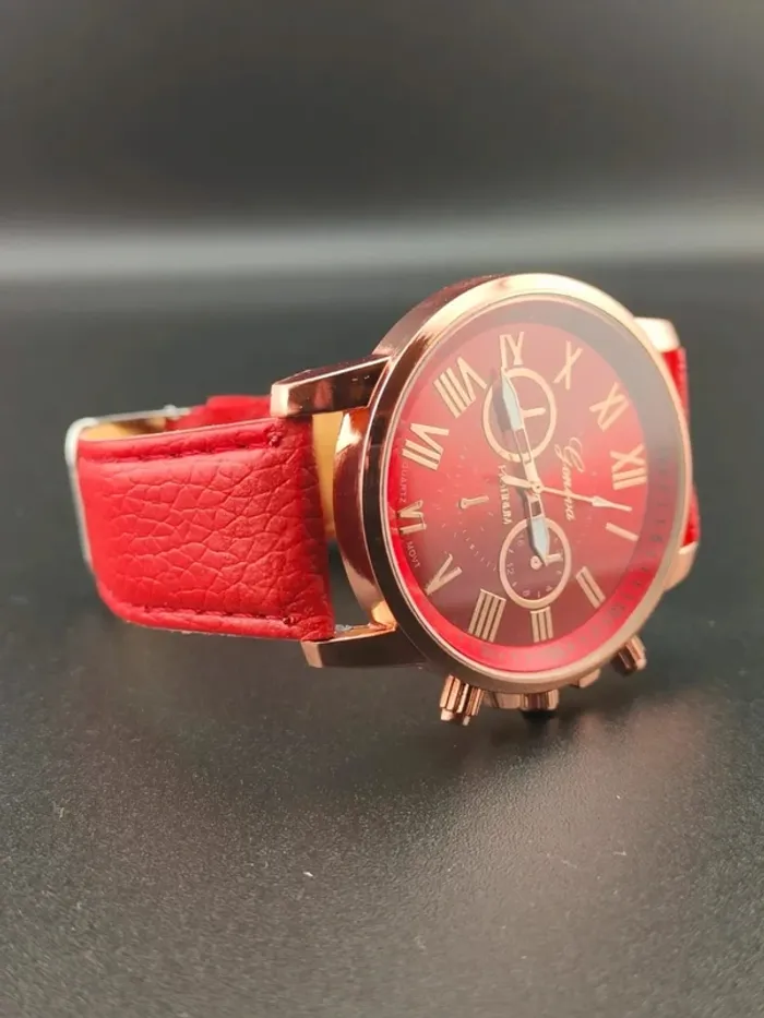 Montre rouge vif, style classique vintage