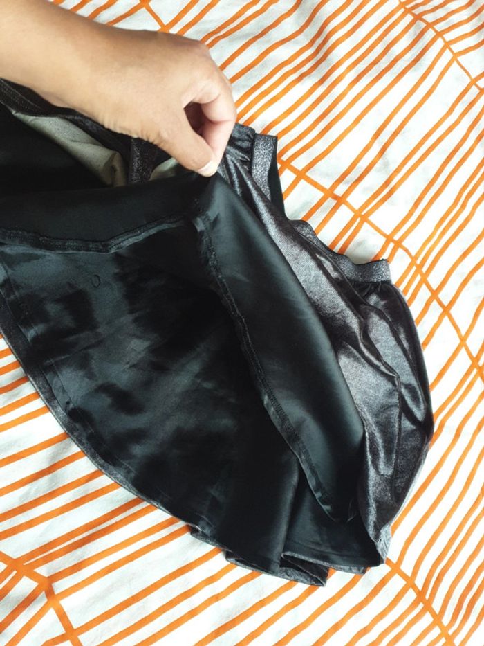 Jupe velours 10 ans - photo numéro 2