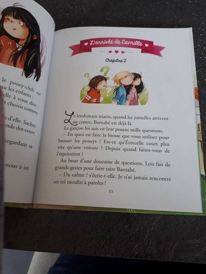 Livre état neuf aventures au poney-club, un tournage mouvementé - photo numéro 3