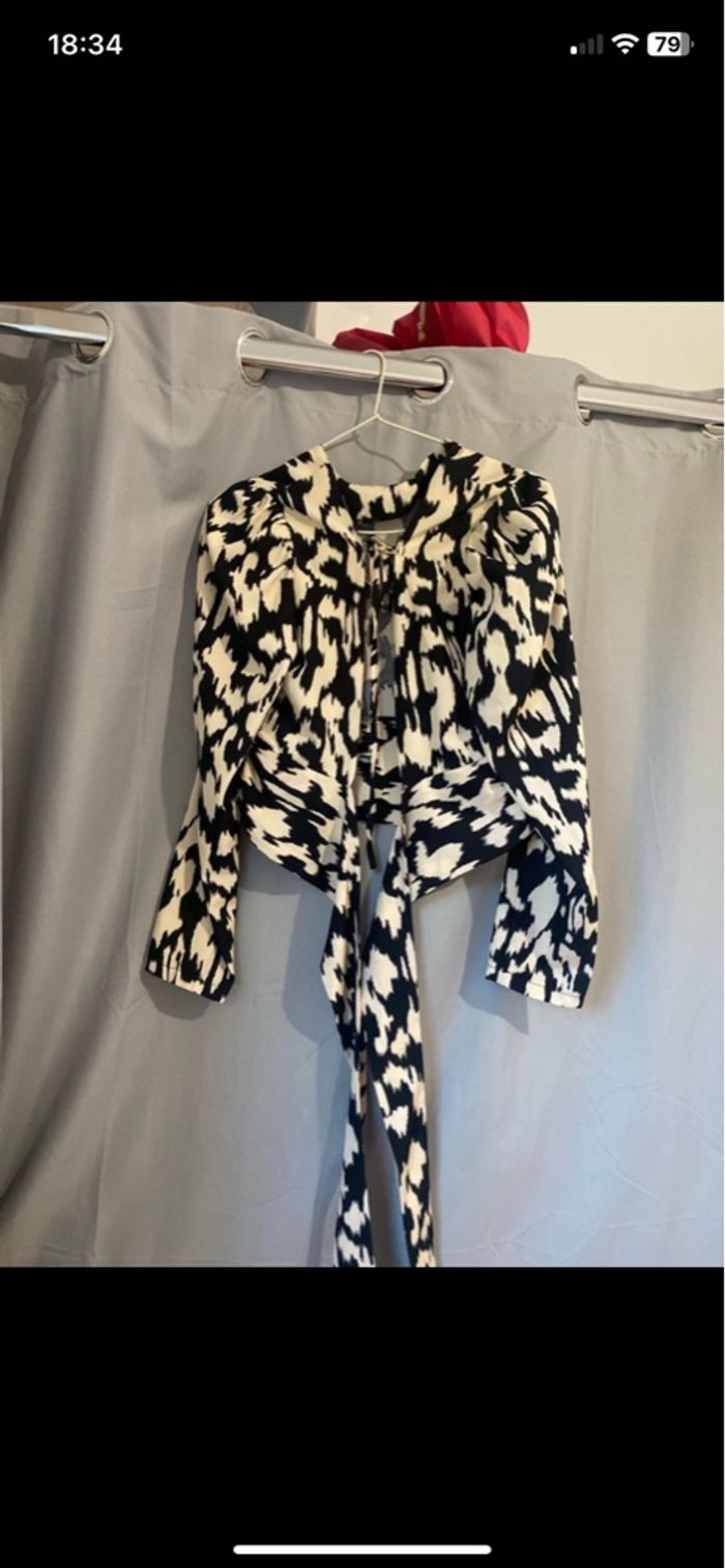 Blouse dos nue motif léopard