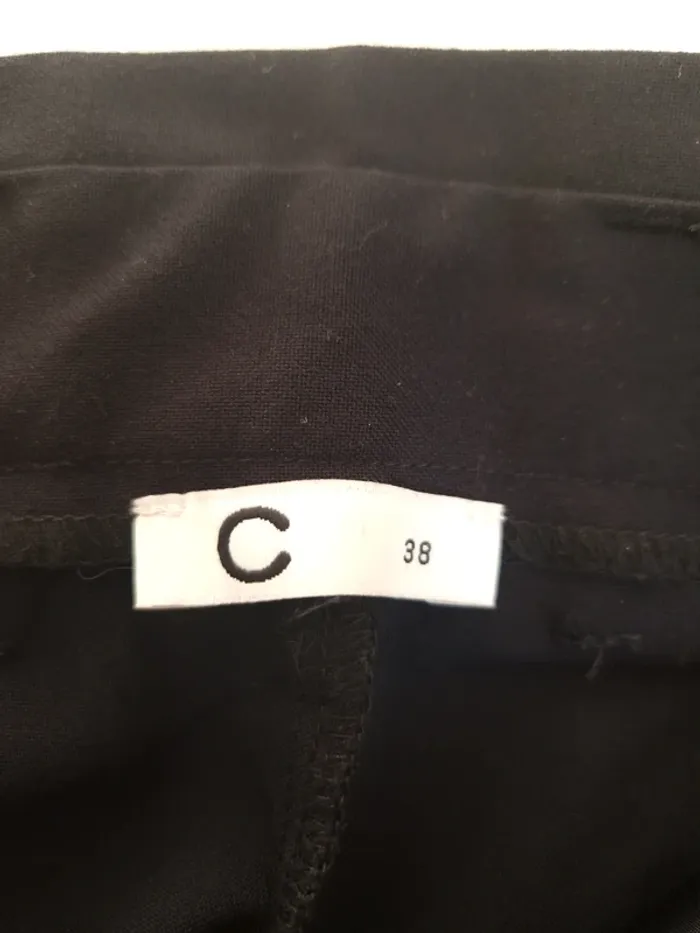 Pantalon noir avec ceinture taille M - photo numéro 4