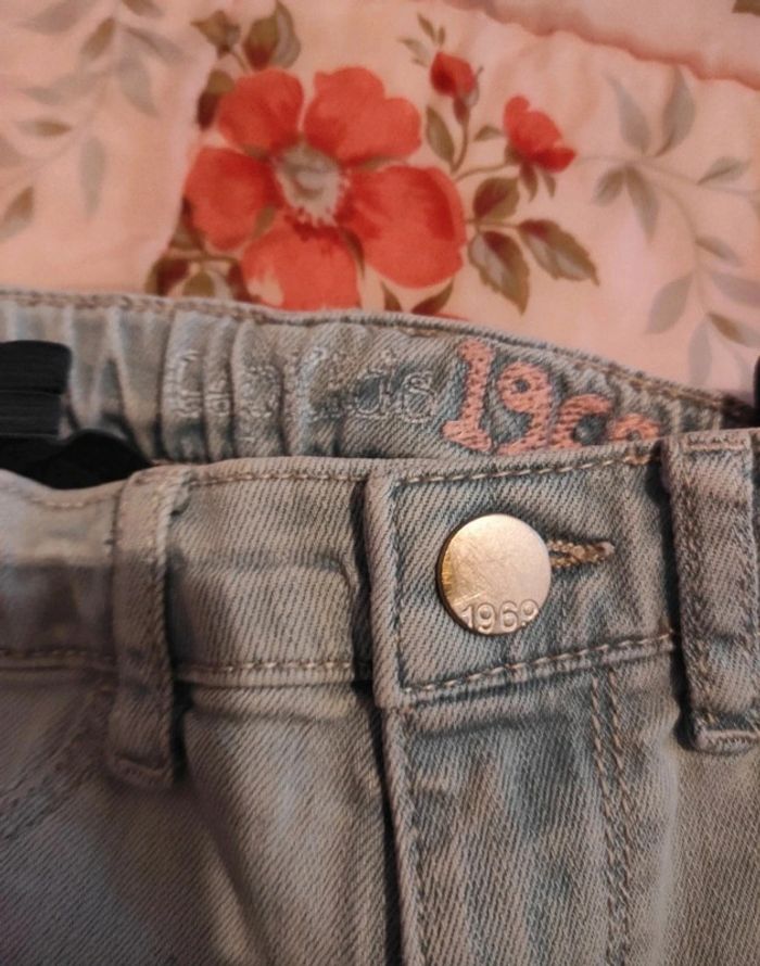 Jeans GapKids - 7 ans - photo numéro 2