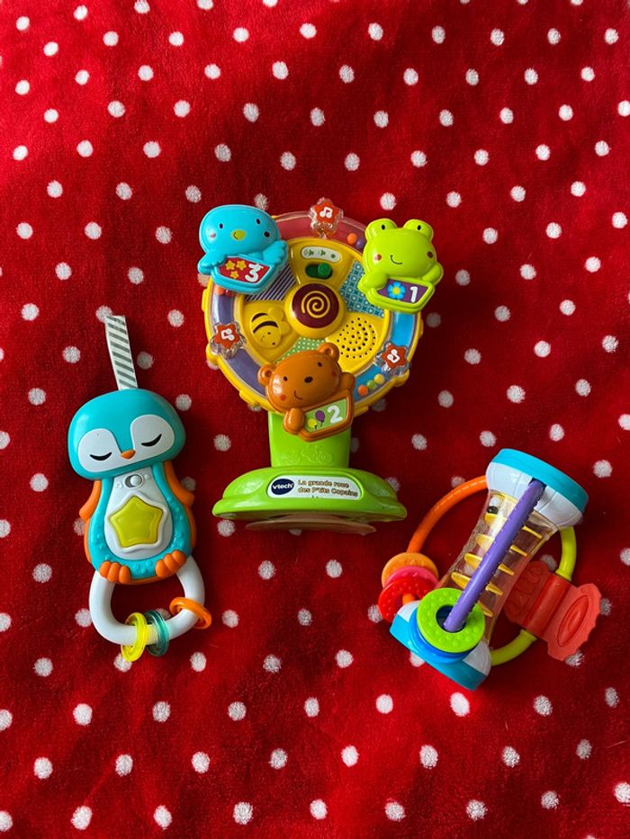 Lot de 3 jouets dont la Grande Roue des p’tits copains