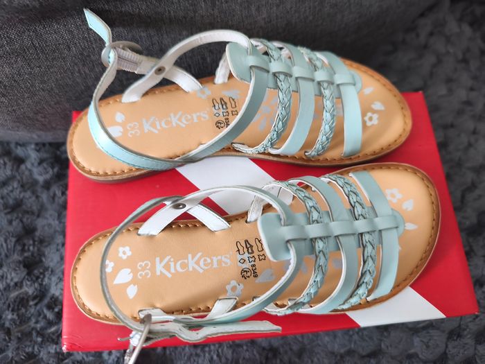 Sandale Kickers neuve - photo numéro 4