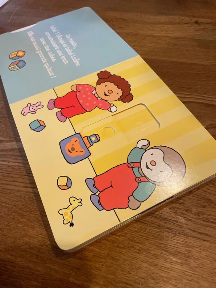 Livre cartonné Mes livres animés Tchoupi à la crèche - photo numéro 8