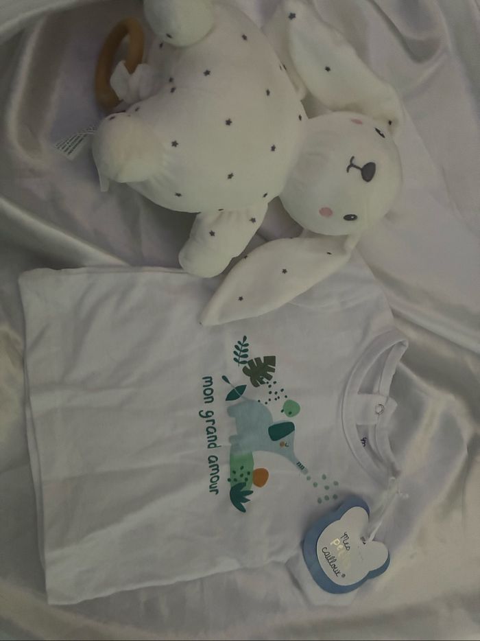 Doudou veilleuse et t shirt