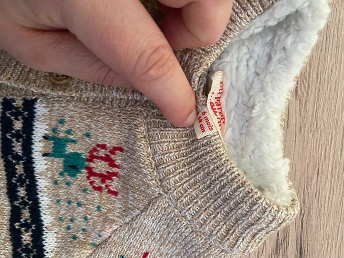 Lot 2 gilets DPAM noël 6 mois - photo numéro 4