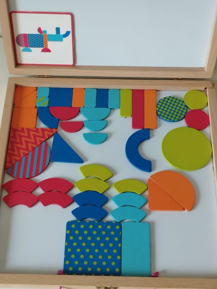 Jeu Géoforme tableau magnétique Oxybul - photo numéro 2