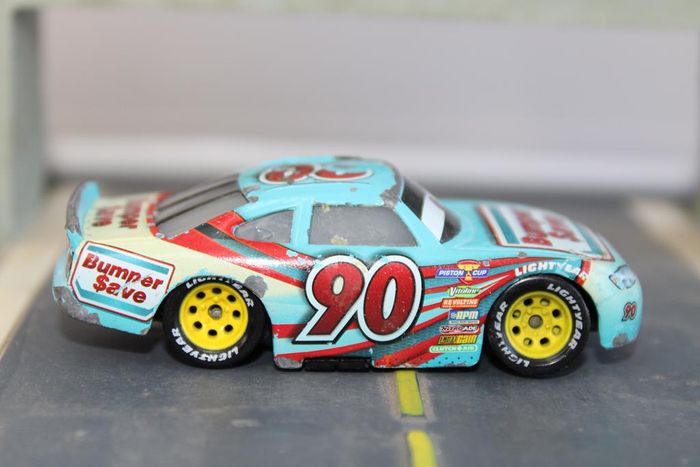 Disney pixar cars Ponchy Wipeout - photo numéro 6