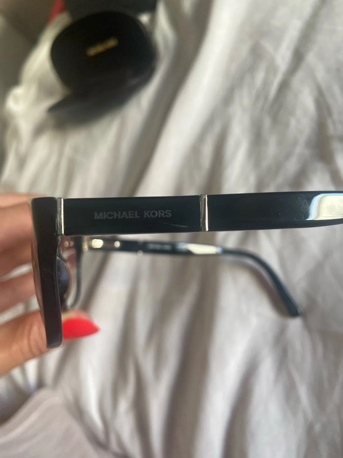Lunettes Micheal kors - photo numéro 3
