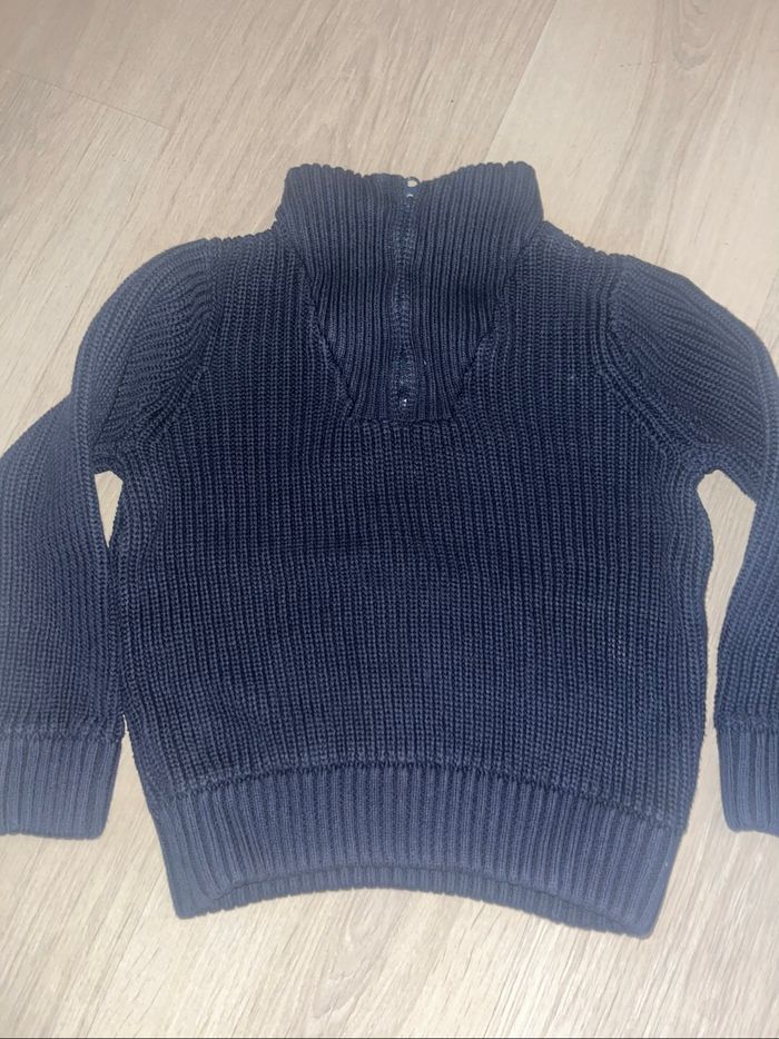 Pull bleu marine