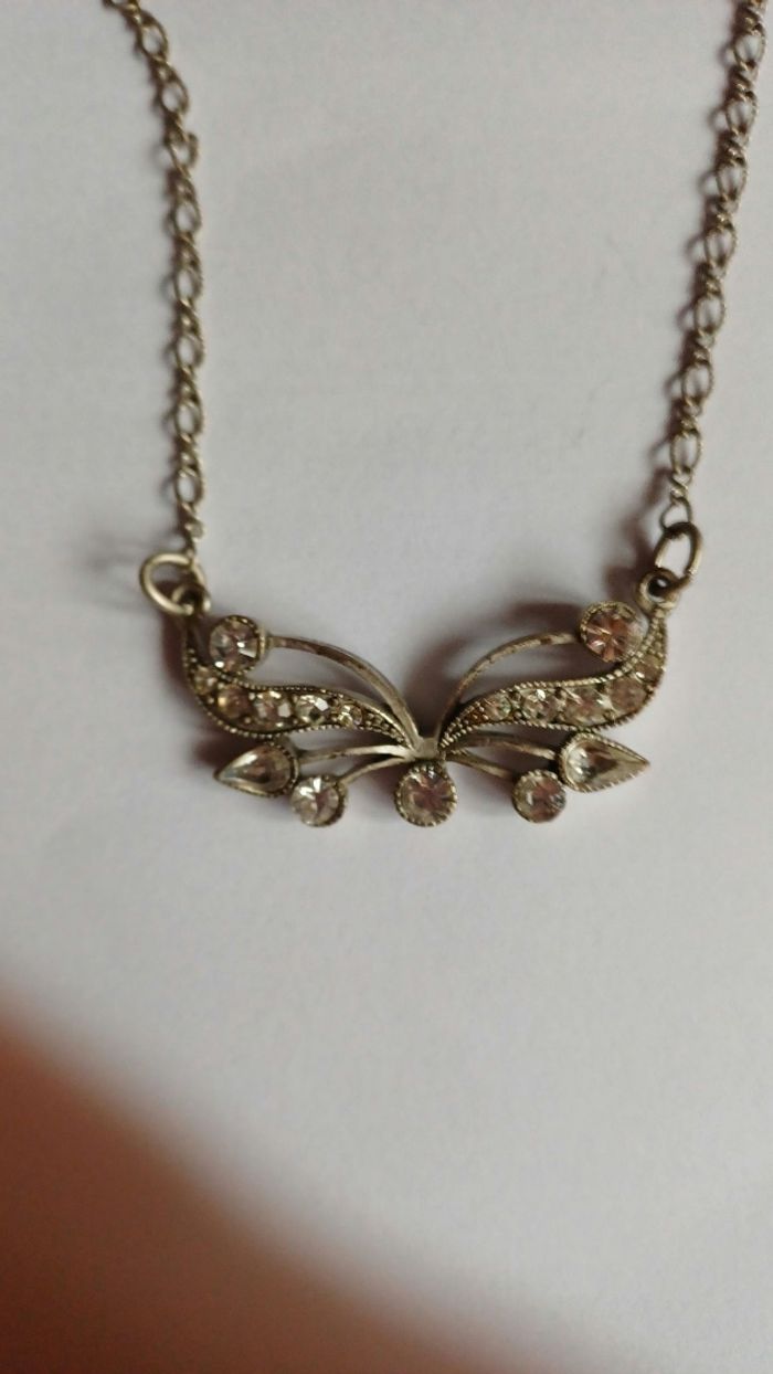 Collier argenté papillon strass - photo numéro 3