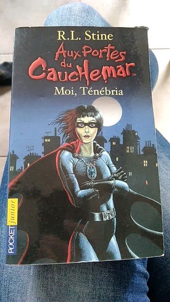 Livre de poche Aux portes du cauchemar