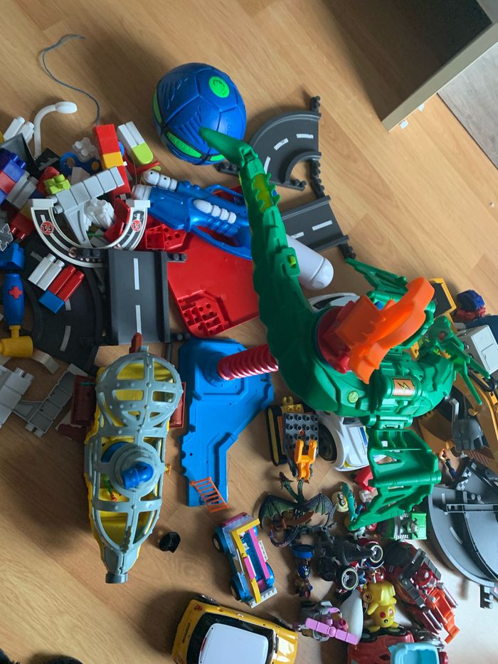 Lot de jouets - photo numéro 3