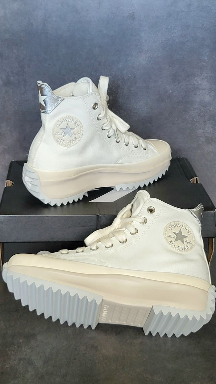 Converse x Chuck Taylor Run Star Hike High - A09901C - Size : 40.5 🌈🌈 - photo numéro 3