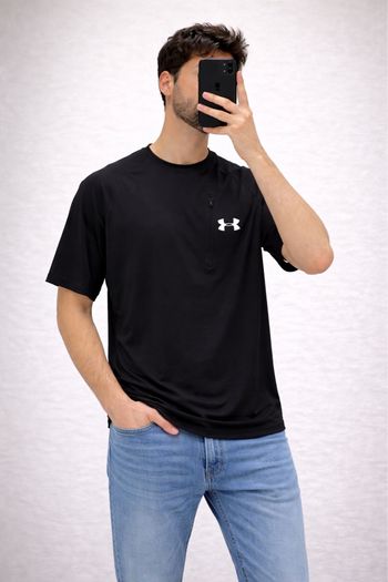 T-shirt Under Armour noir – taille L – neuf avec étiquette