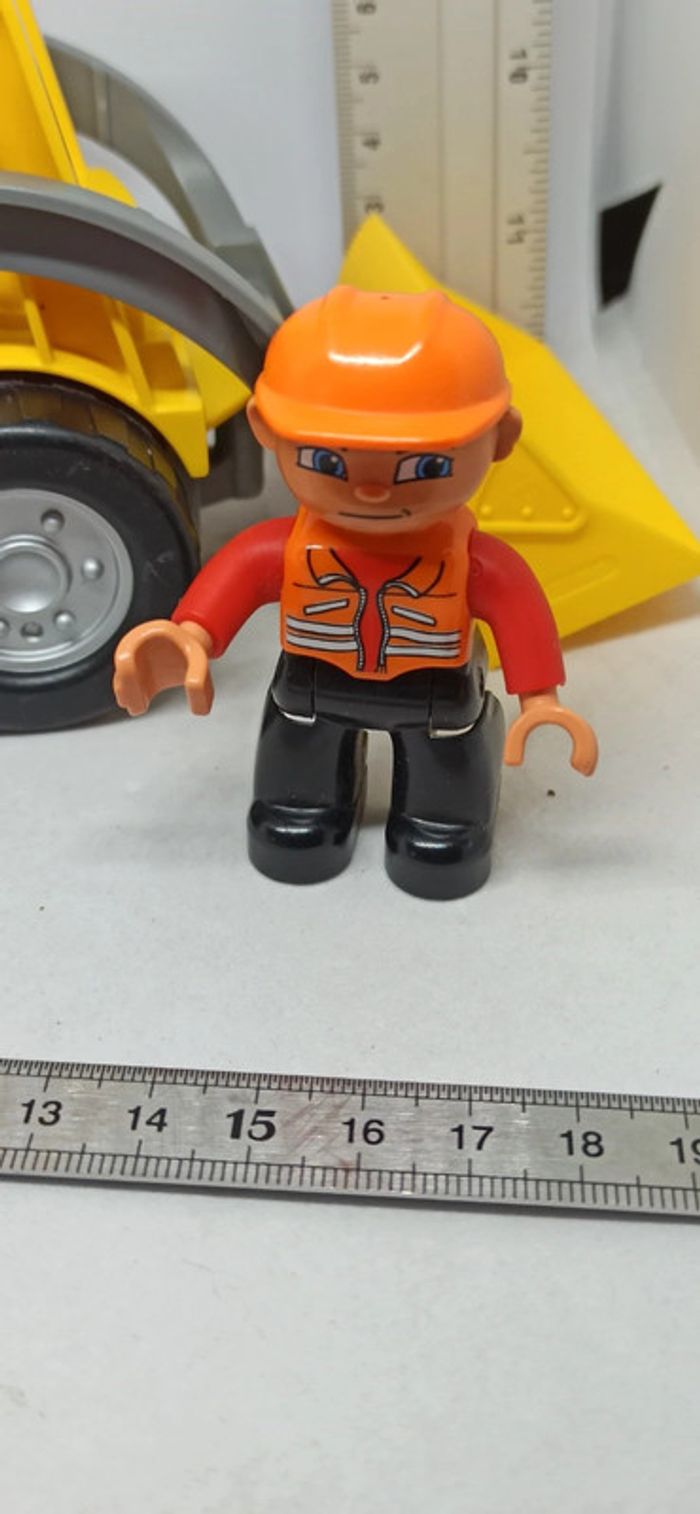 Véhicule pelleteuse avec plot lego duplo - photo numéro 13