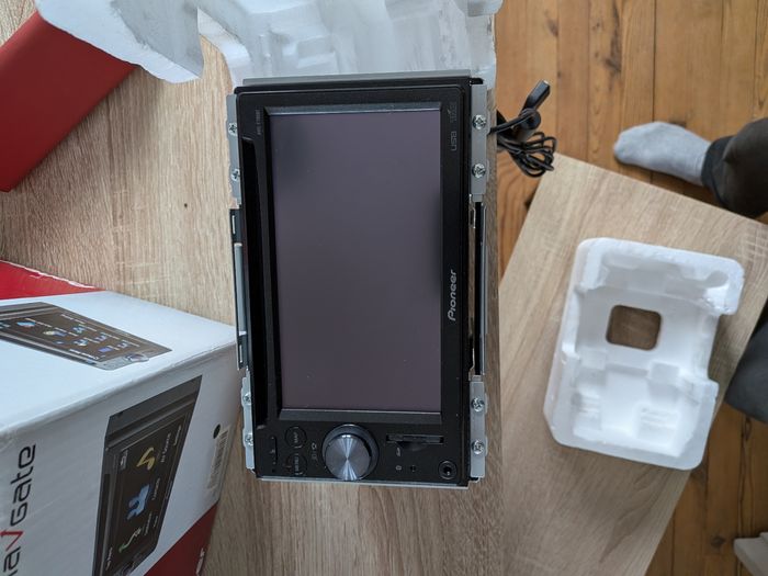 Autoradio Pioneer avec-F700BT