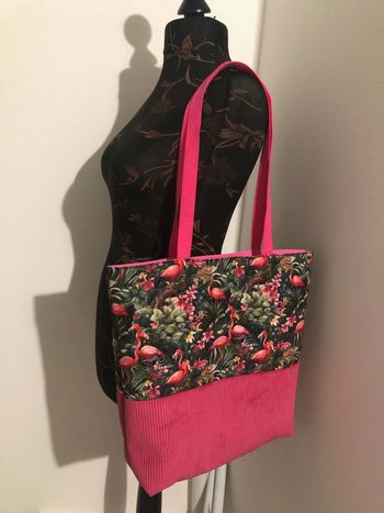 Sac tote bag flamand rose velours côtelé rose kaki
