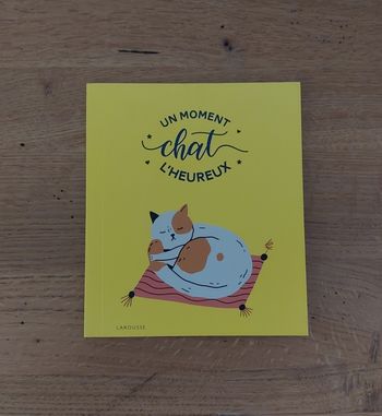 Un moment Chat l'Heureux - Éditions Larousse