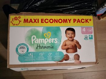 Couches Pampers harmonie taille 4