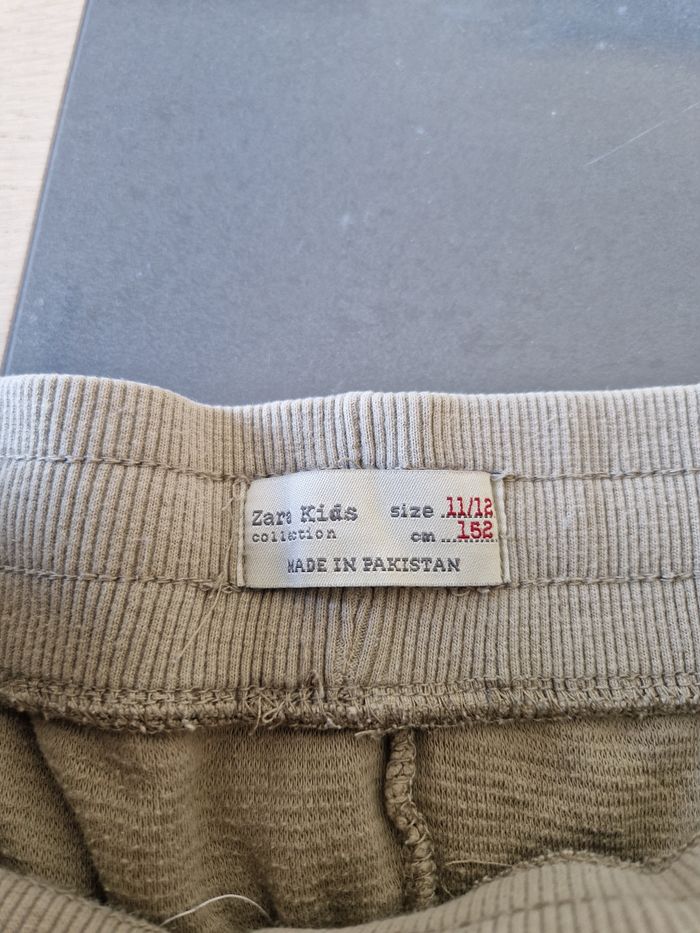 Pantalon jogging de marque zara Kids taille 11/12 ans - photo numéro 3