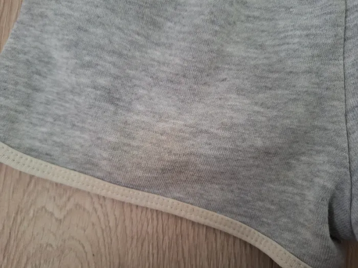 Short gris fille Kiabi 5 ans - photo numéro 4