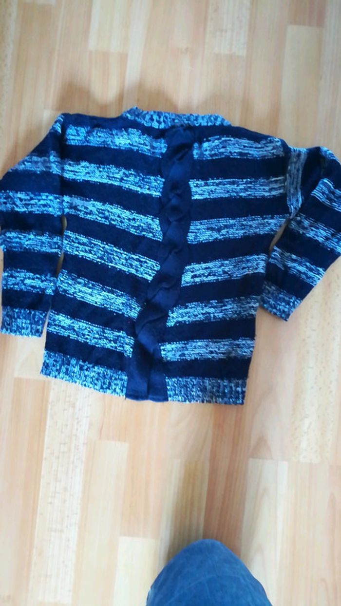 Pull 8 ans - photo numéro 3