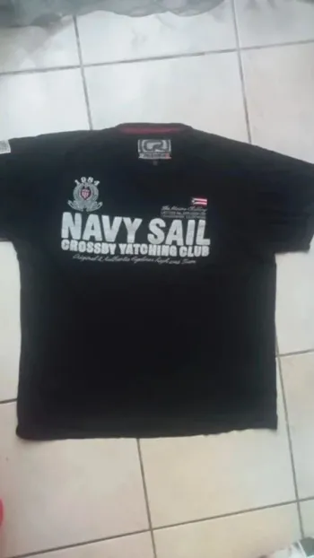 T shirt Navy Sail comme neuf