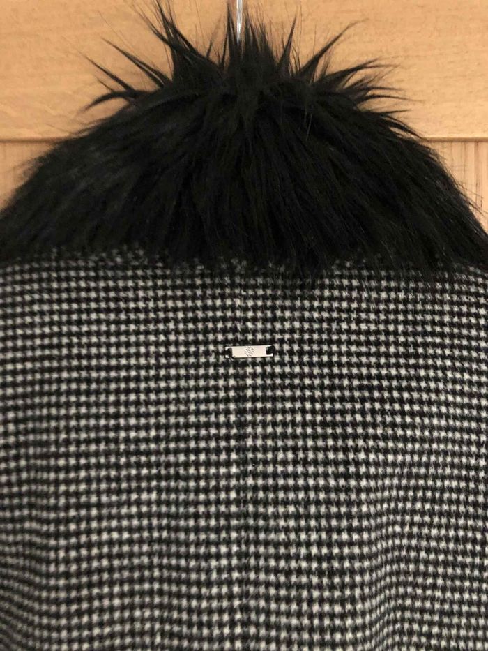 Manteau Breal état neuf col fourrure taille 44 - photo numéro 4