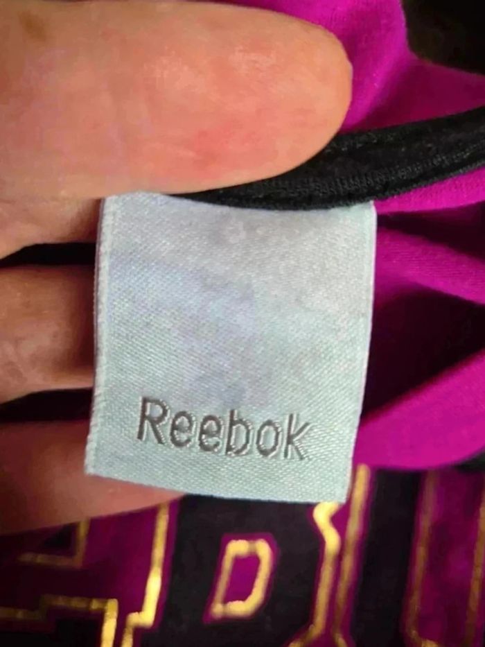 T shirt violet Reebok 🌹 XS 🌹 - photo numéro 2