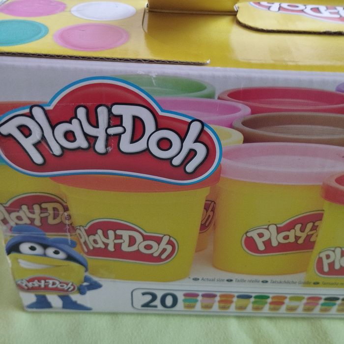 64 Moules pour pâte à modeler + pots - photo numéro 6