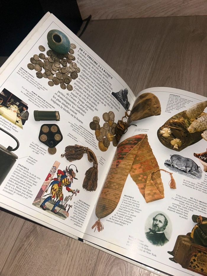 Livre les monnaies du monde - photo numéro 2