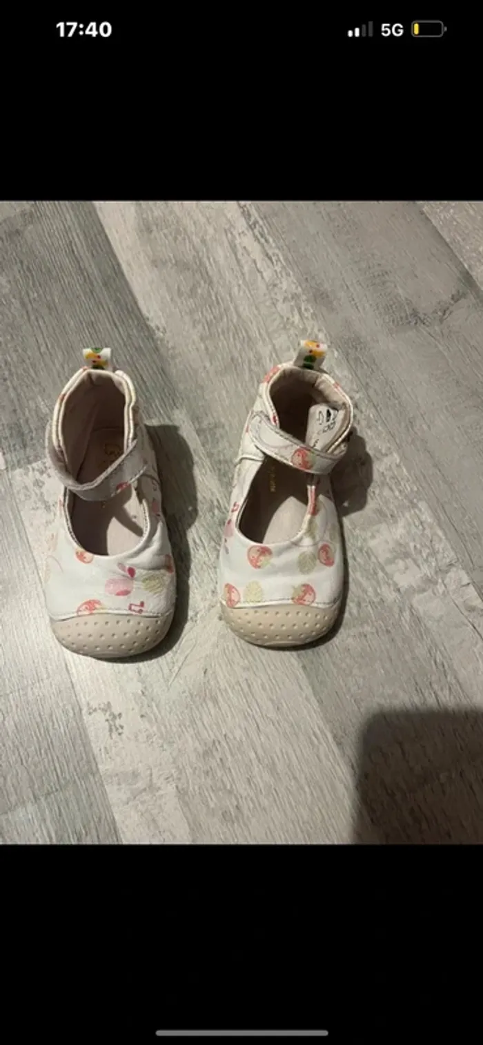 Chaussons 4 pattes taille 17