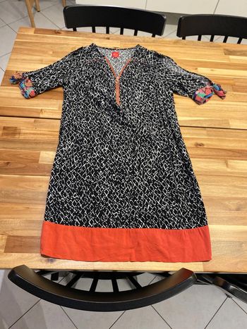 Robe manches ouvertes