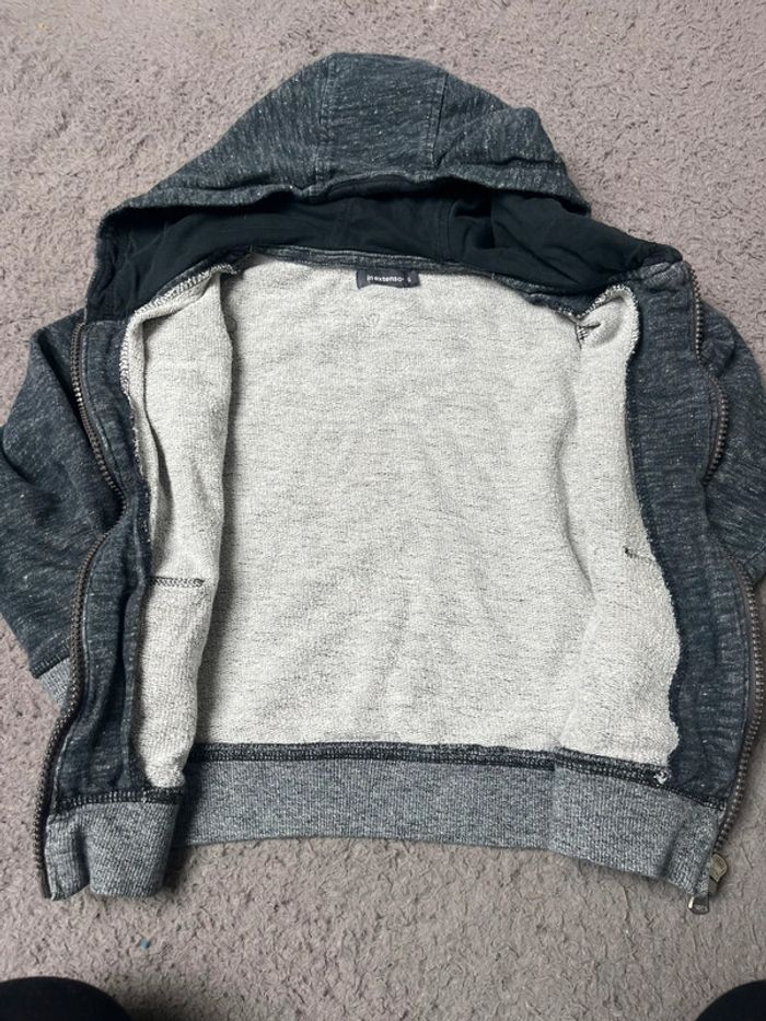 Sweat zippé à capuche - photo numéro 2