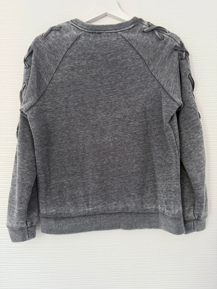 Pull d'hiver sweat gris foncé avec noeuds col rond à manches longues - photo numéro 5