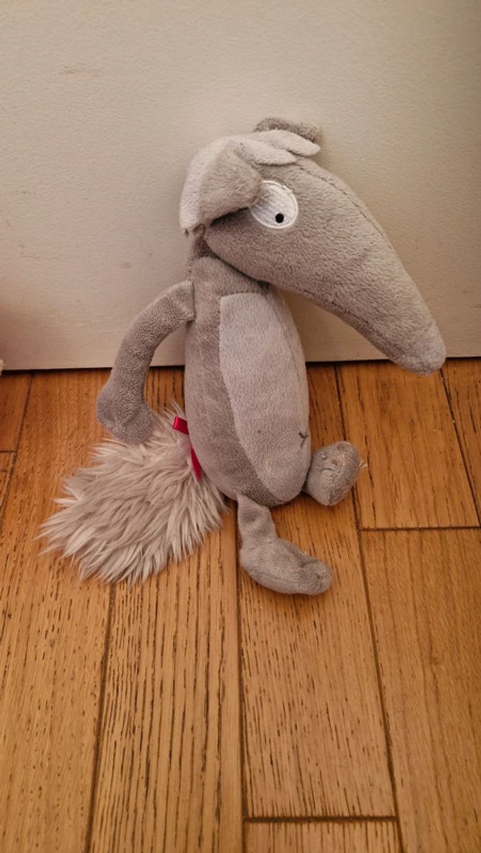 Peluche la louve / le loup Auzou