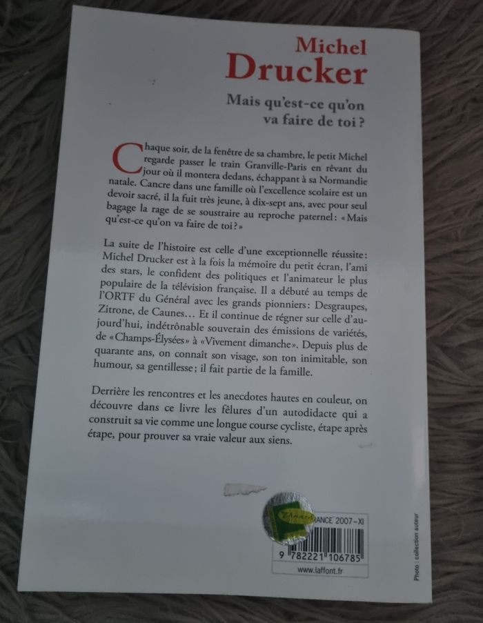 Livre Michel Drucker :Mais qu'est-ce qu'on va faire de toi ? - photo numéro 10