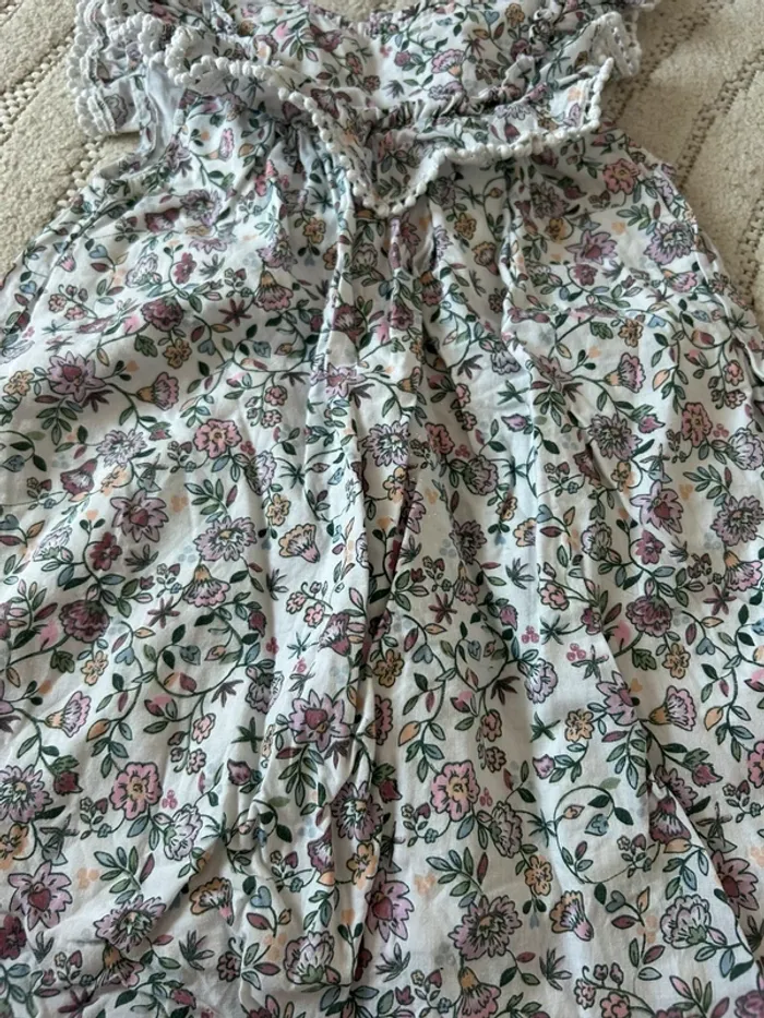 Robe fleurie - photo numéro 2