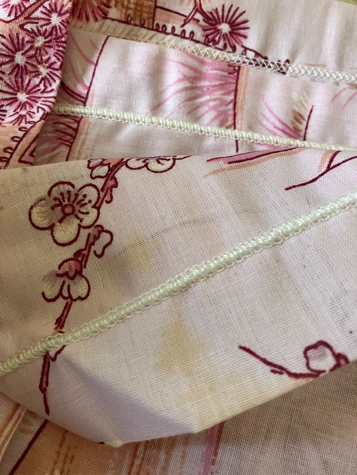 Vintage-Très belle parure de lit rose neuve-Motifs japonisants - photo numéro 6