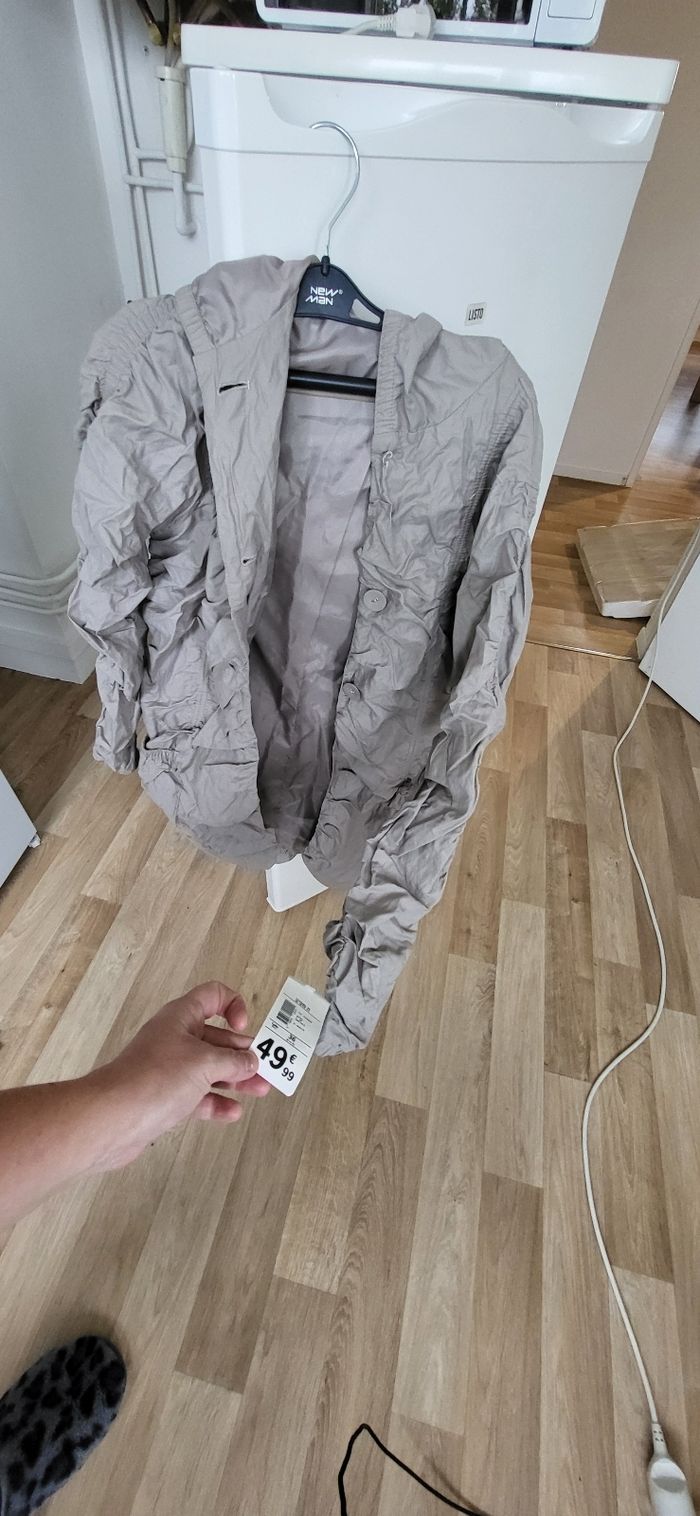 Veste à capuche