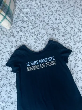 T-shirt bleu marine