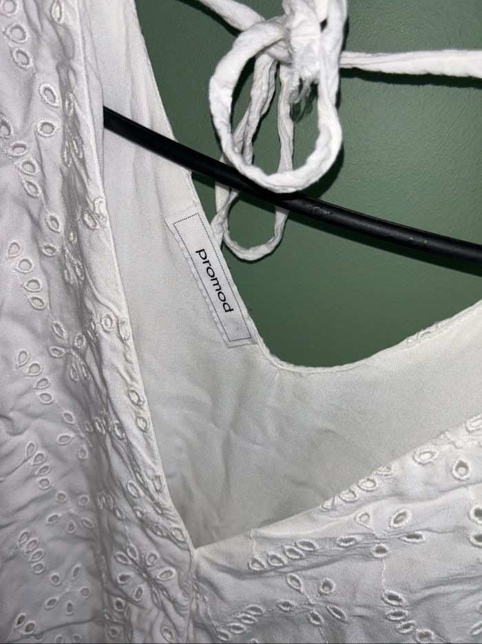 Robe broderie anglaise - photo numéro 2