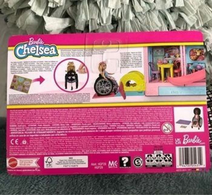 Barbie chelsae en fauteuil roulant - photo numéro 4